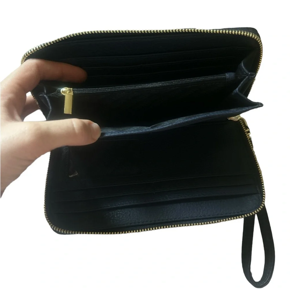 (NWT) Steve Madden - Women Navy Wallet - Picture 7 of 10